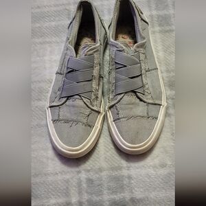 Blowfish Malibu Women's Casual Gray Sneakers Size 7